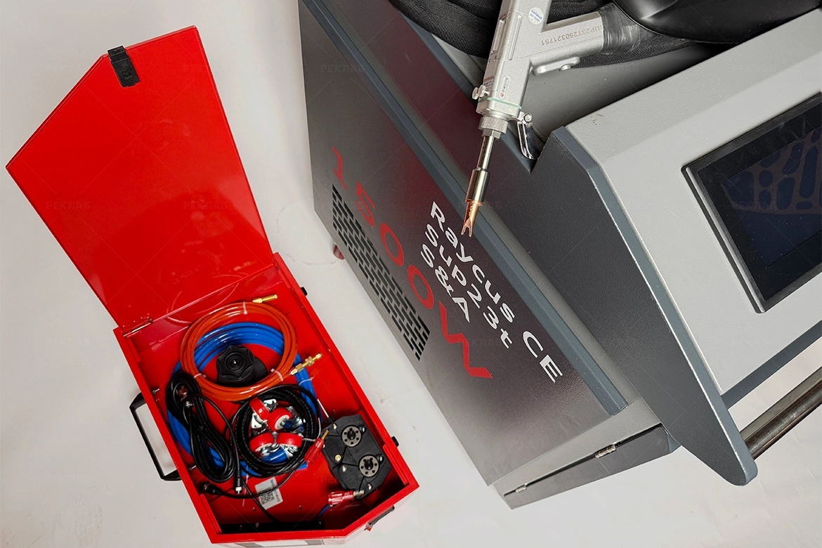 Изображение Лазерная сварка 4в1 RAYLOGIC X4PRO R1S 2000Вт Raycus CE №7361