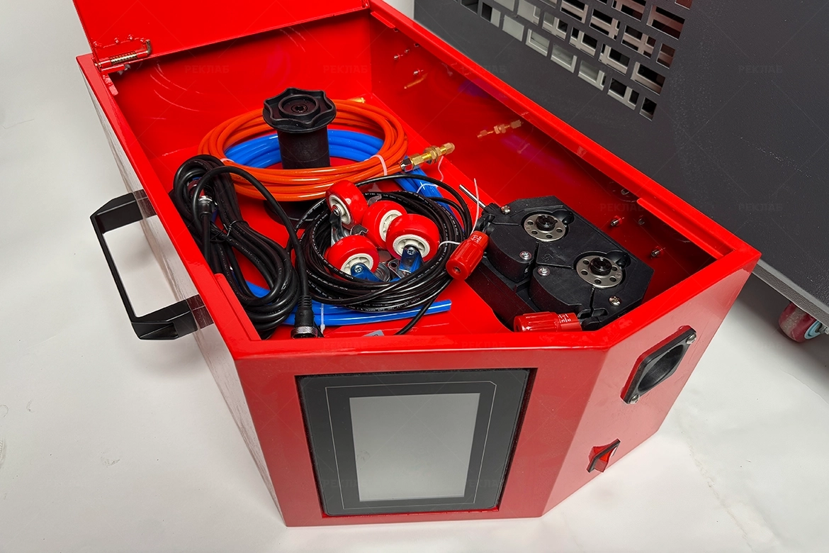 Изображение Лазерная сварка 4в1 RAYLOGIC X4PRO R1S 2000Вт Raycus CE №7365