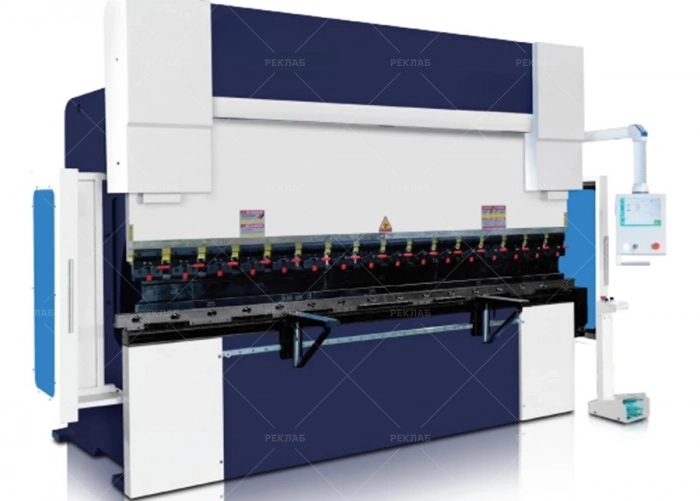 Изображение Гидравлический листогибочный пресс Qualitech JB130-32 MT15